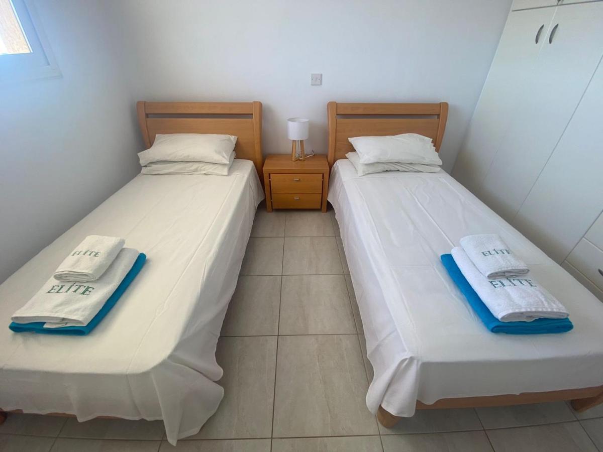 Apartmán Royal-Seacrest Paphos-Center Vip Exteriér fotografie
