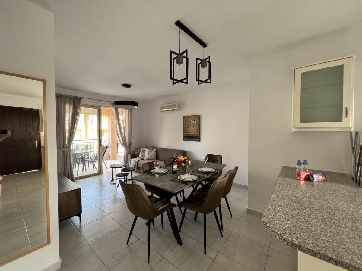 Apartmán Royal-Seacrest Paphos-Center Vip Exteriér fotografie