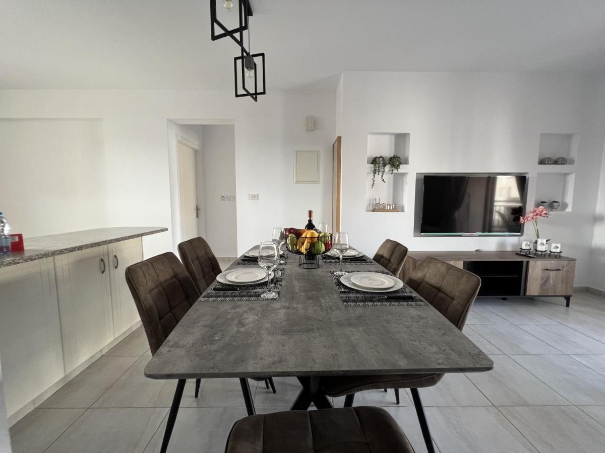 Apartmán Royal-Seacrest Paphos-Center Vip Exteriér fotografie