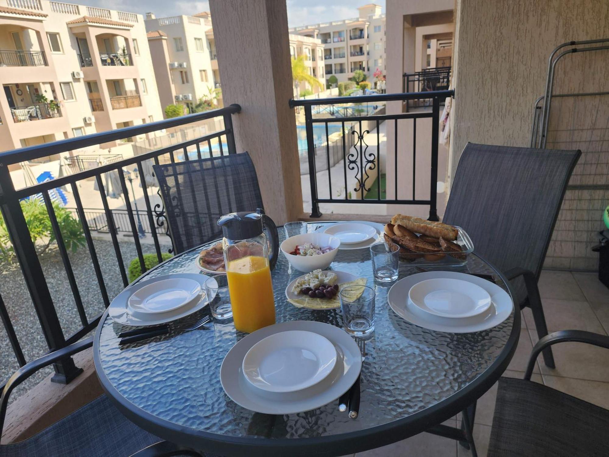 Apartmán Royal-Seacrest Paphos-Center Vip Exteriér fotografie